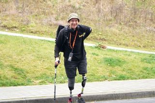 Ukrajinský veterán ve válce přišel o obě nohy. Na frontu se chci vrátit, řekl Novinkám - Novinky